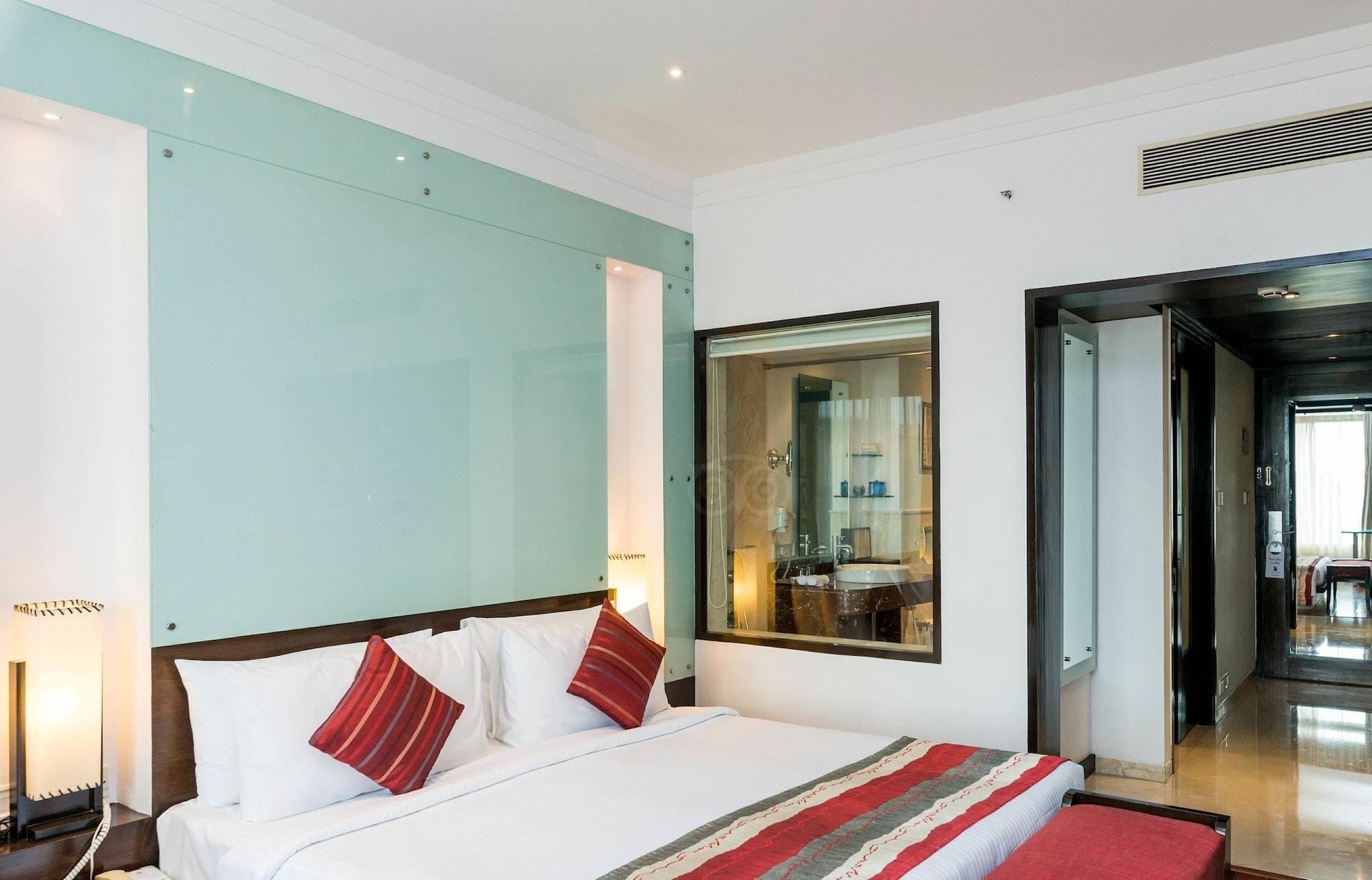 The Chancery Pavilion Bangalore Exterior foto