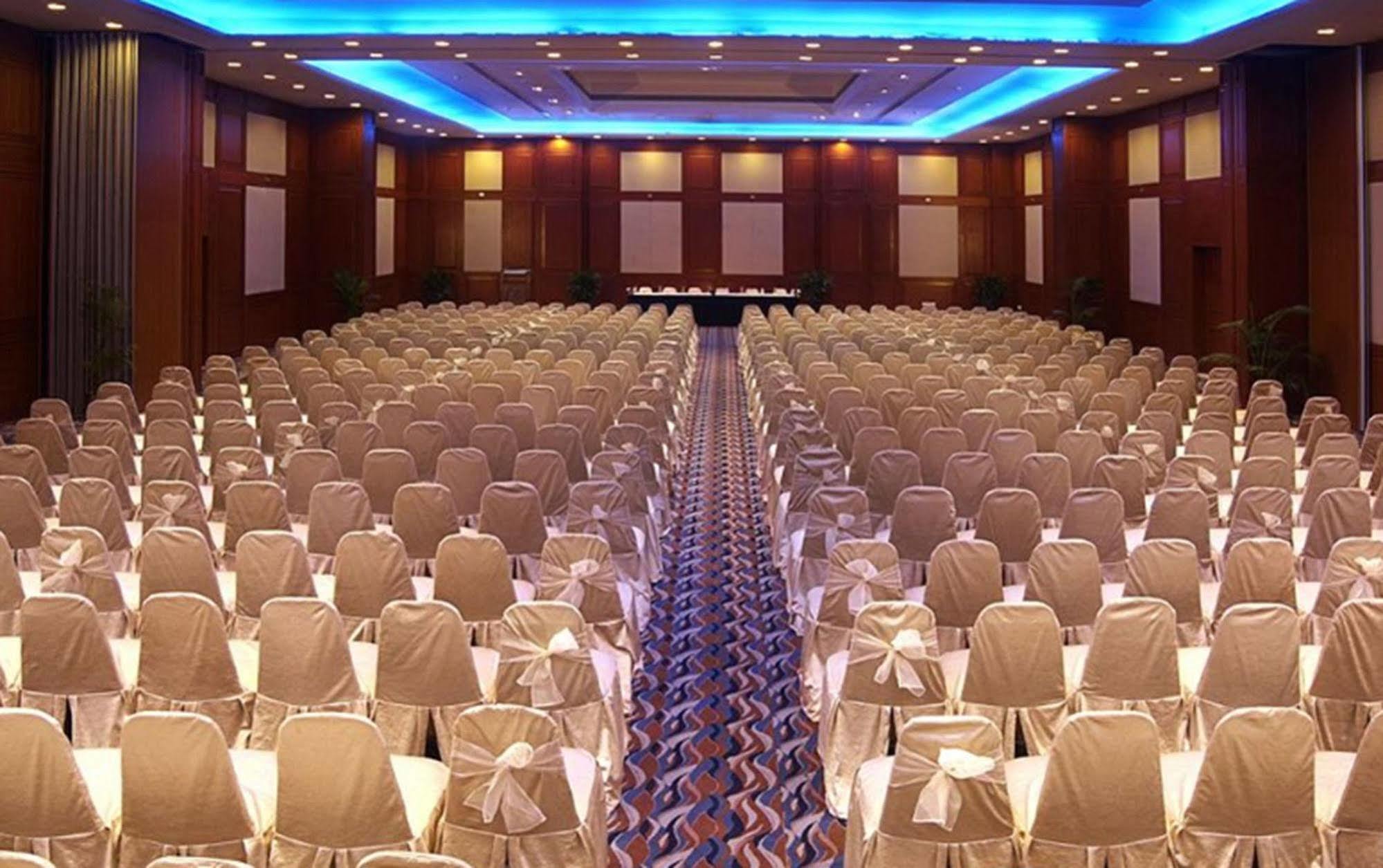 The Chancery Pavilion Bangalore Exterior foto