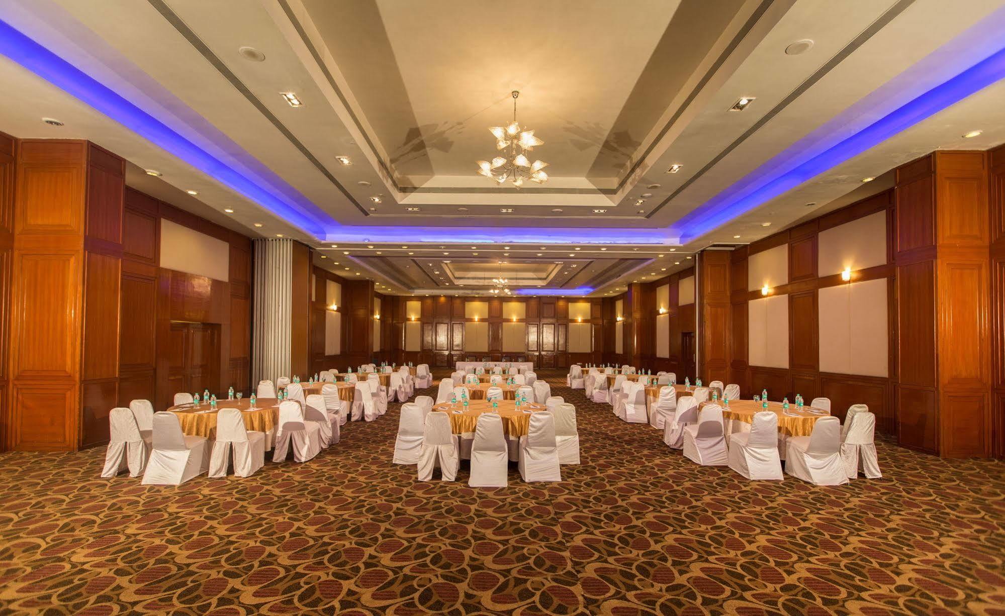 The Chancery Pavilion Bangalore Exterior foto